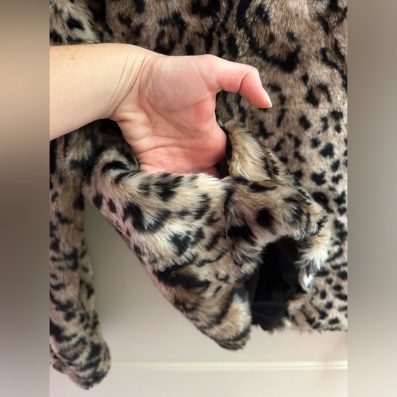 BB Dakota McKinley Brown Leopard Print Faux Fur Jacket - Picture 9 of 9